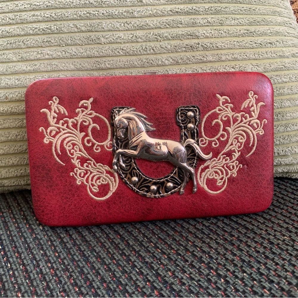 Horse Western Clutch Clasp Wallet, Hard case Hardshell Wallet, Cranberry Red